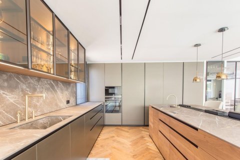 Сasa de 5 dormitorios en venta en Sant Andreu de Llavaneres, Barcelona, Cataluña, Spain № 1358 - foto 5