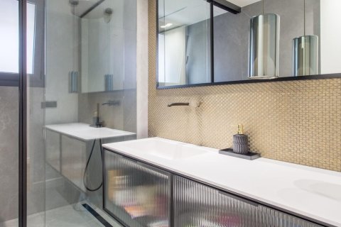Сasa de 5 dormitorios en venta en Sant Andreu de Llavaneres, Barcelona, Cataluña, Spain № 1358 - foto 29