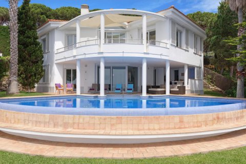 Сasa de 4 dormitorios en venta en Lloret de Mar, Gerona, Cataluña, Spain № 1359 - foto 20