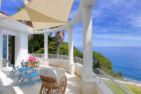 Сasa de 4 dormitorios en venta en Lloret de Mar, Gerona, Cataluña, Spain № 1359 - foto 21
