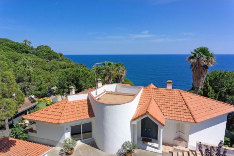 Сasa de 4 dormitorios en venta en Lloret de Mar, Gerona, Cataluña, Spain № 1359 - foto 18