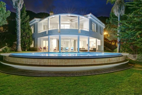 Сasa de 4 dormitorios en venta en Lloret de Mar, Gerona, Cataluña, Spain № 1359 - foto 14