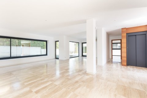 4 bedrooms house for sale in Sant Cugat Del Valles, Barcelona, Catalonia, Spain № 1360 - photo 15
