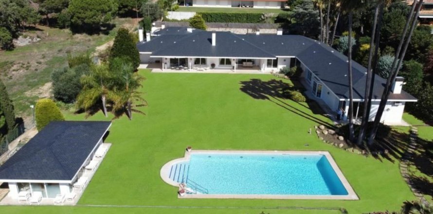 7 bedrooms house for sale in Sant Vicenc De Montalt, Barcelona, Catalonia, Spain № 1355