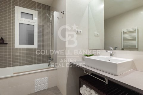 Купить квартиру в Барселона, Испания с 3 спальни, 138м², № 7915 - фото 11