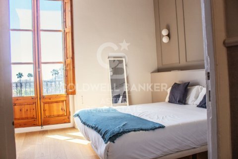 Купить триплекс в Барселона, Испания с 2 спальни, 89м², № 7917 - фото 13