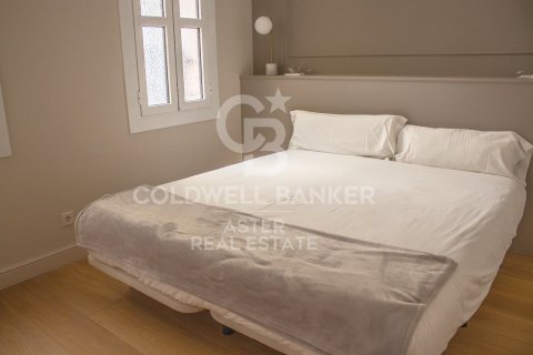 Купить триплекс в Барселона, Испания с 2 спальни, 89м², № 7917 - фото 12