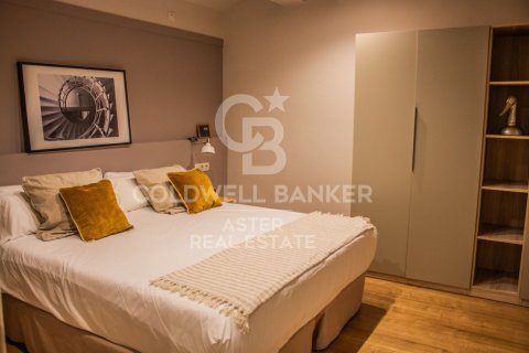 Купить триплекс в Барселона, Испания с 1 спальня, 69м², № 7916 - фото 2