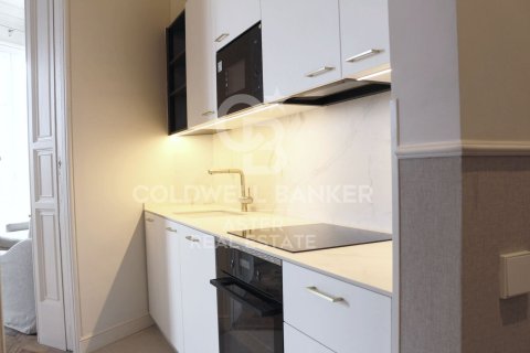 Купить триплекс в Барселона, Испания с 2 спальни, 92м², № 7919 - фото 21
