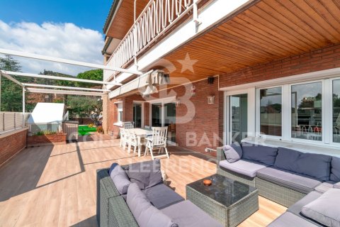 6 bedrooms house for sale in Sant Just Desvern, Barcelona, Catalonia, Spain № 7921 - photo 16