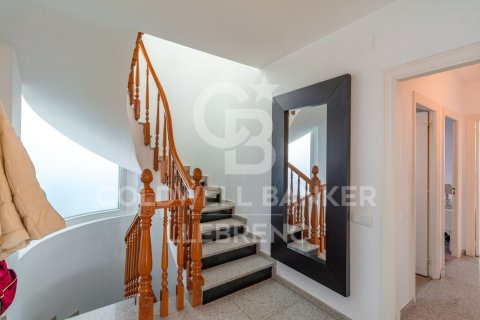 6 bedrooms house for sale in Sant Just Desvern, Barcelona, Catalonia, Spain № 7921 - photo 3