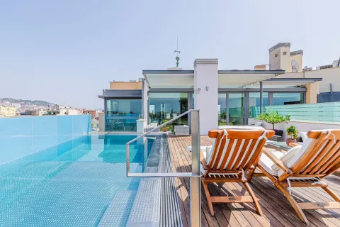 Apartamento de 4 dormitorios en venta en Barcelona, Cataluña, Spain № 1745 - foto 14