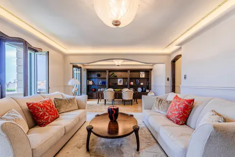 Apartamento de 4 dormitorios en venta en Barcelona, Cataluña, Spain № 1745 - foto 27