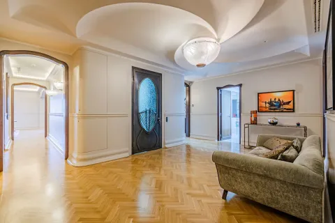 Apartamento de 4 dormitorios en venta en Barcelona, Cataluña, Spain № 1745 - foto 25