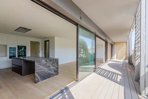 5 bedrooms apartment for sale in Barcelona, Catalonia, Spain № 1742 - photo 5