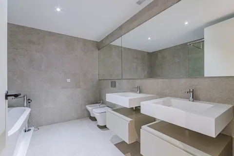 5 bedrooms apartment for sale in Barcelona, Catalonia, Spain № 1742 - photo 21