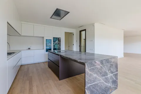 5 bedrooms apartment for sale in Barcelona, Catalonia, Spain № 1742 - photo 6