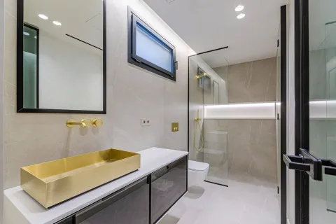 Apartamento de 3 dormitorios en venta en Barcelona, Cataluña, Spain № 1741 - foto 20