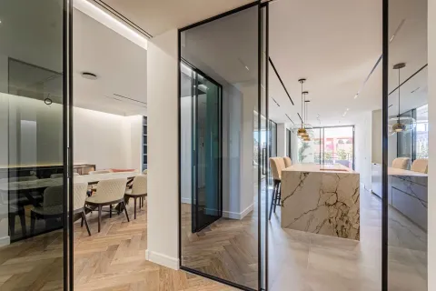 Apartamento de 3 dormitorios en venta en Barcelona, Cataluña, Spain № 1741 - foto 5