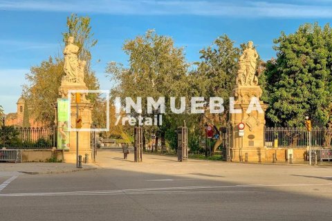 Propiedad comercial de 1500 m² en venta en Eixample, Barcelona, Cataluña, Spain № 1914 - foto 22