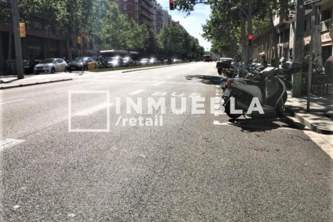 Propiedad comercial de 1500 m² en venta en Eixample, Barcelona, Cataluña, Spain № 1914 - foto 7