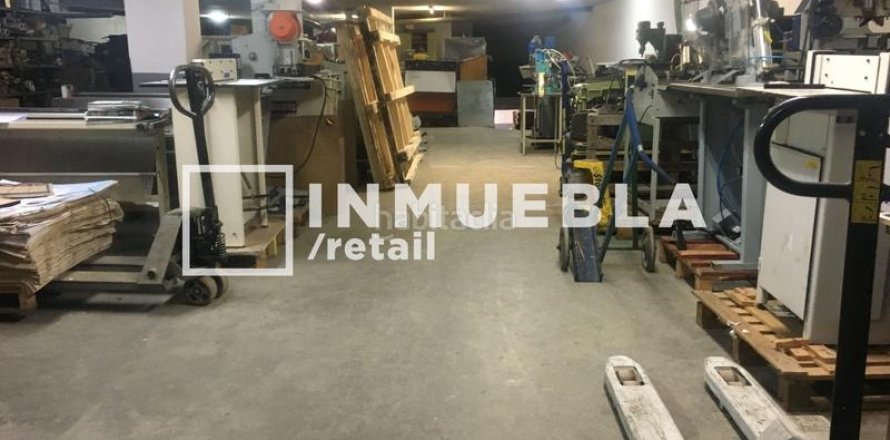 Propiedad comercial de 1500 m² en venta en Eixample, Barcelona, Cataluña, Spain № 1914