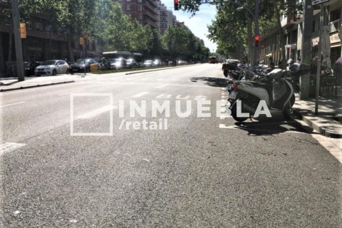 Propiedad comercial de 1500 m² en venta en Eixample, Barcelona, Cataluña, Spain № 1915 - foto 7