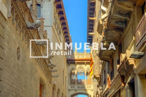 Propiedad comercial de 1500 m² en venta en Eixample, Barcelona, Cataluña, Spain № 1915 - foto 23