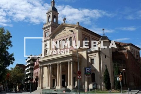 Propiedad comercial de 380 m² en venta en Barcelona, Cataluña, Spain № 1916 - foto 3