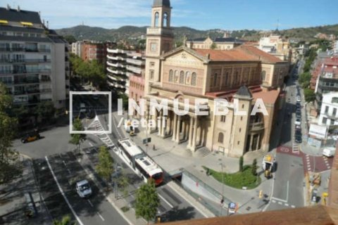 Propiedad comercial de 380 m² en venta en Barcelona, Cataluña, Spain № 1916 - foto 5