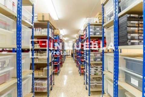 Propiedad comercial de 380 m² en venta en Barcelona, Cataluña, Spain № 1916 - foto 29