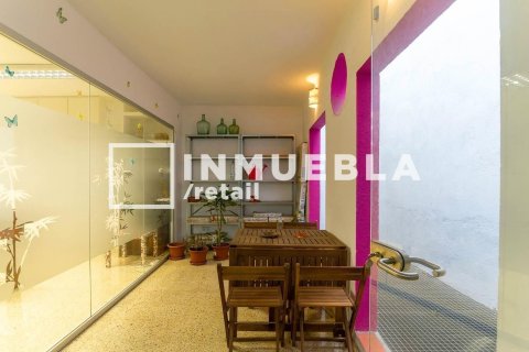Propiedad comercial de 380 m² en venta en Barcelona, Cataluña, Spain № 1916 - foto 28