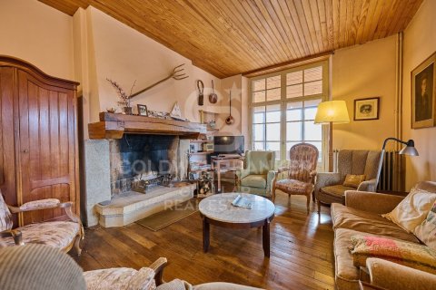 Сasa de 9 dormitorios en venta en Cataluña, Spain № 5867 - foto 9