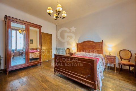 Сasa de 9 dormitorios en venta en Cataluña, Spain № 5867 - foto 21