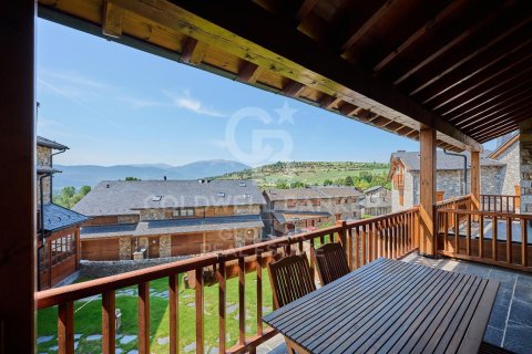 Купить триплекс в Герона, Испания с 4 спальни, 200м², № 5865 - фото 4