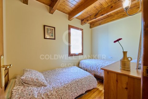 Сasa de 3 dormitorios en venta en Cataluña, Spain № 5862 - foto 23