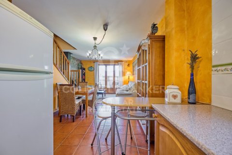 Сasa de 3 dormitorios en venta en Cataluña, Spain № 5862 - foto 18