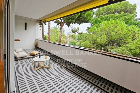 Apartamento de 5 dormitorios en venta en Barcelona, Cataluña, Spain № 5863 - foto 3