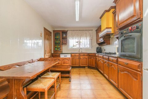 5 bedrooms house for sale in Sant Vicenc Dels Horts, Barcelona, Catalonia, Spain № 9051 - photo 13