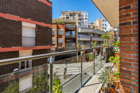 2 bedrooms apartment for sale in Barcelona, Catalonia, Spain № 9049 - photo 4