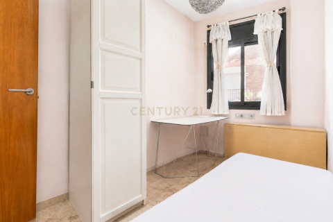2 bedrooms apartment for sale in Barcelona, Catalonia, Spain № 9049 - photo 22