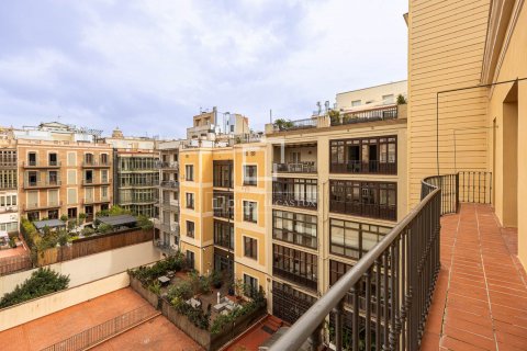 3 bedrooms penthouse for sale in Barcelona, Catalonia, Spain № 8654 - photo 6