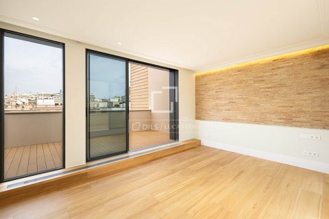 3 bedrooms penthouse for sale in Barcelona, Catalonia, Spain № 8654 - photo 25