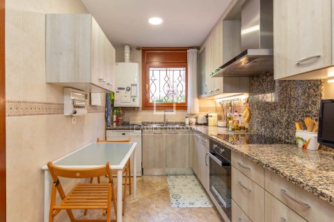 4 bedrooms villa for sale in Sant Just Desvern, Barcelona, Catalonia, Spain № 8656 - photo 15
