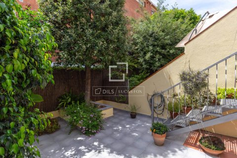 4 bedrooms villa for sale in Sant Just Desvern, Barcelona, Catalonia, Spain № 8656 - photo 2