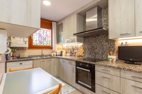 4 bedrooms villa for sale in Sant Just Desvern, Barcelona, Catalonia, Spain № 8656 - photo 16