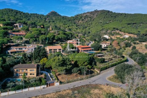 Parcela en venta en Cabrera de Mar, Barcelona, Cataluña, Spain № 8658 - foto 2