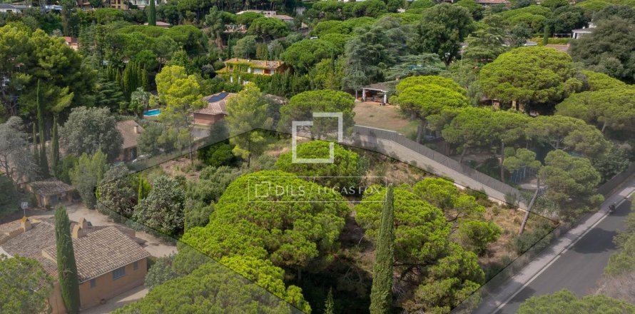 land plot for sale in Sant Andreu de Llavaneres, Barcelona, Catalonia, Spain № 8657