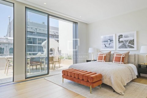 Ático de 3 dormitorios en venta en Barcelona, Cataluña, Spain № 8652 - foto 21