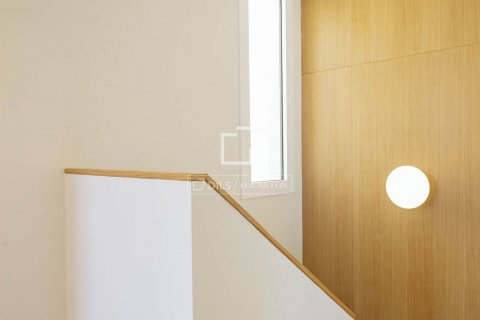 Ático de 3 dormitorios en venta en Barcelona, Cataluña, Spain № 8652 - foto 19